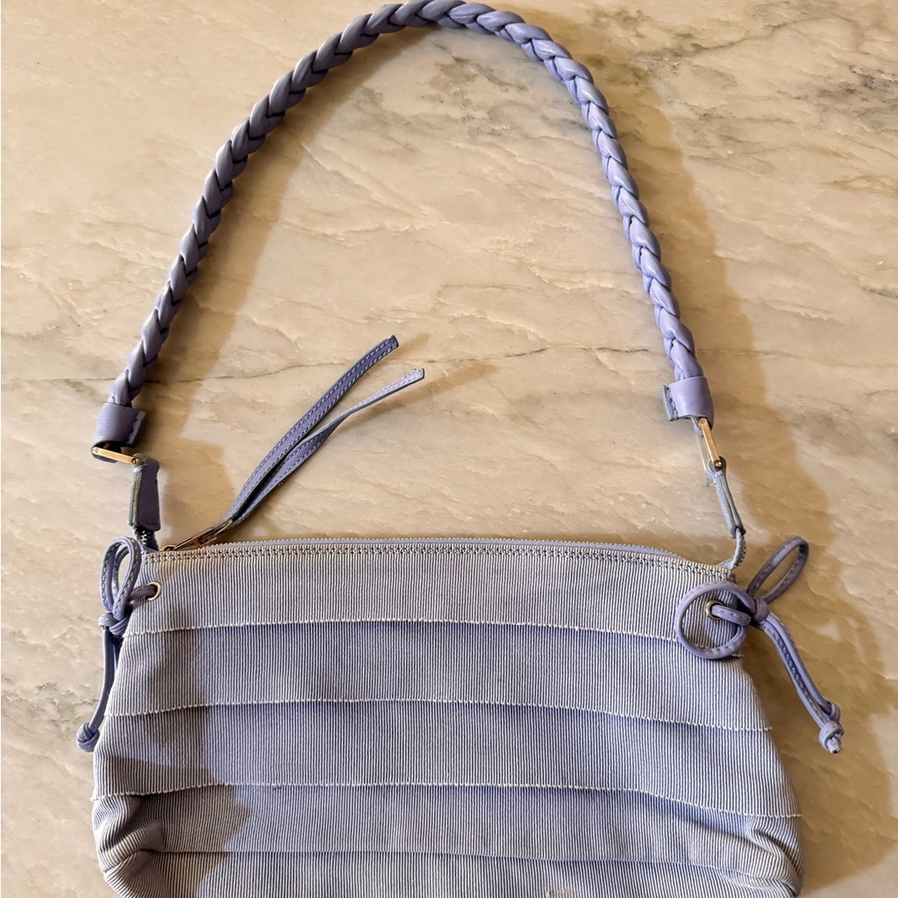 Ferragamo cute bag - Picture 2 of 8